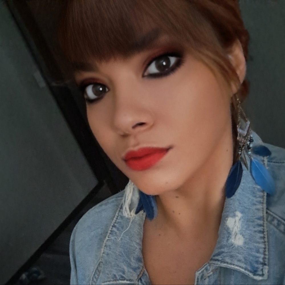 Meet your Posher, Alyona